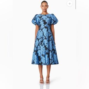 elliatt kayla blue & black fit & flare puff sleeve midi spring dress size small
